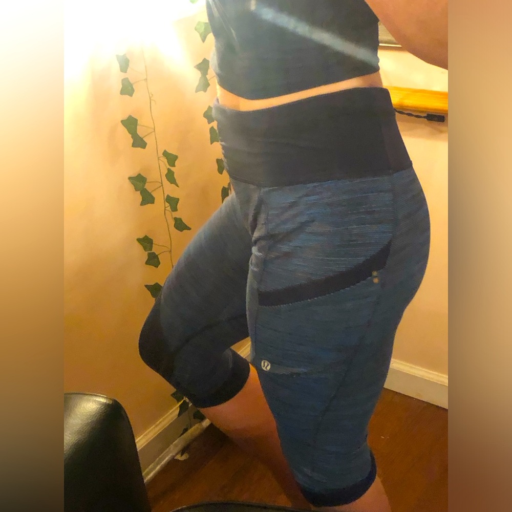 Lululemon Capri Leggings With Side Pockets.
